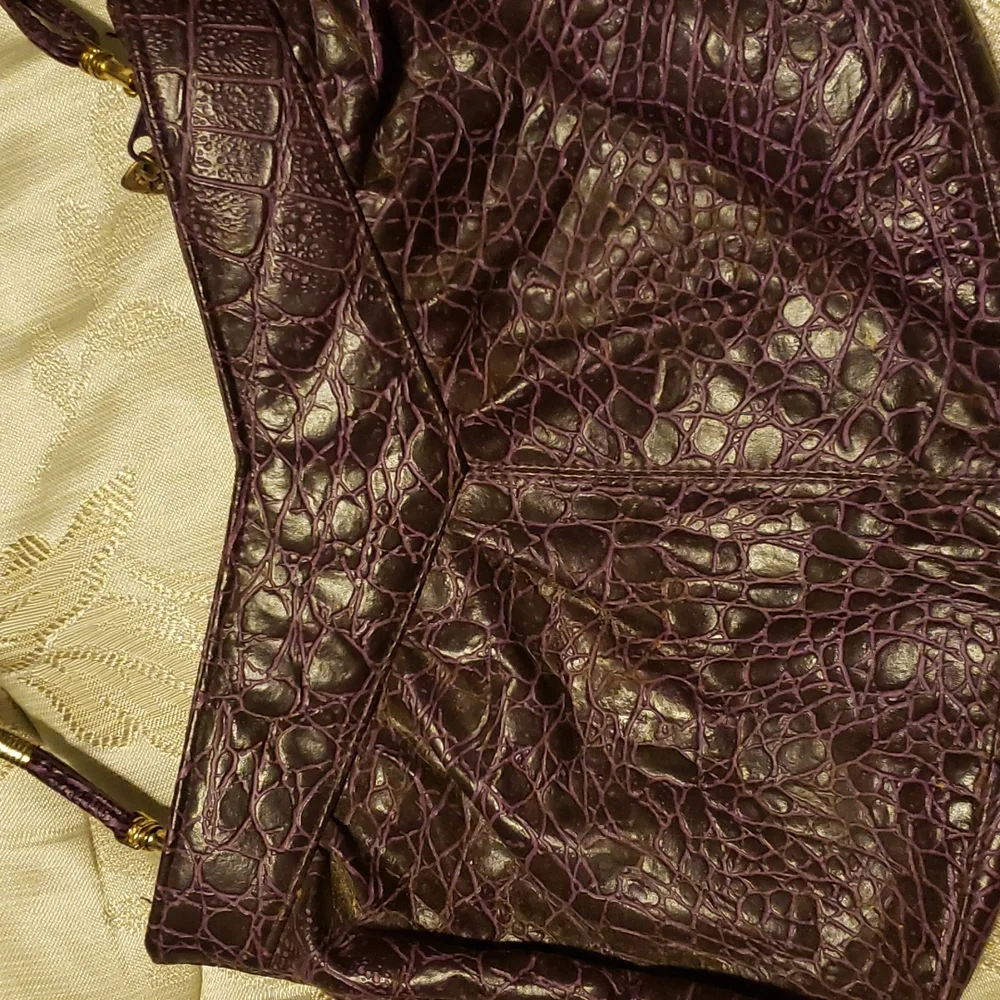 Free with bundle. New cute purple bag. Faux leather - Picture 2 of 5